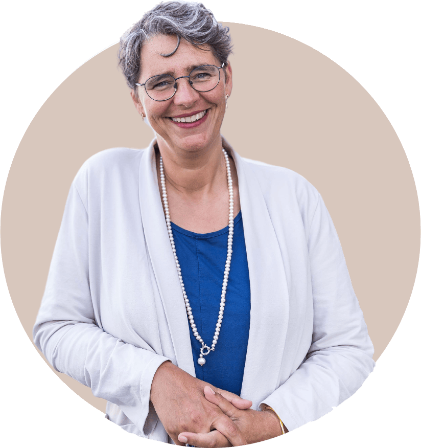 Savina Traumasensible Ausbildung Soul and Science Academy PortraitSavina