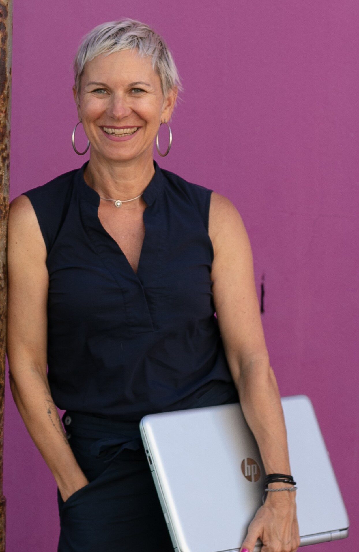 Sonja_Hradetzky_Laptop_Portait